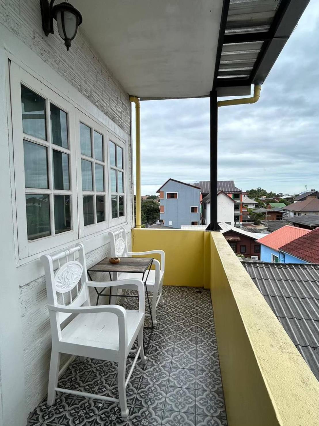 Norn-Nanta House Bed & Breakfast Chiang Mai Bagian luar foto