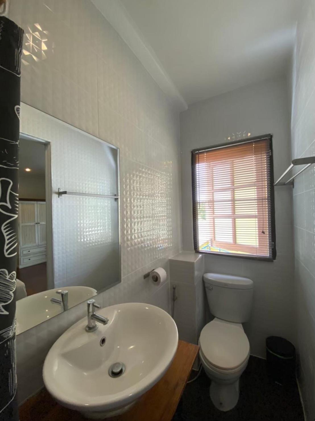 Norn-Nanta House Bed & Breakfast Chiang Mai Bagian luar foto